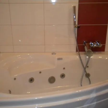 Restaurant A L'ange Hotel Climbach