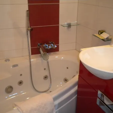 Restaurant A L'ange מלון Climbach