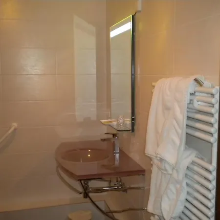 Restaurant A L'ange Hotel Climbach