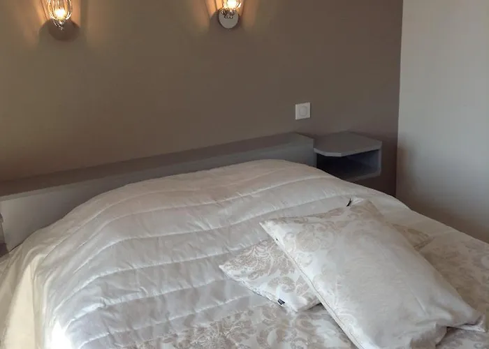 Отель Restaurant A L'ange